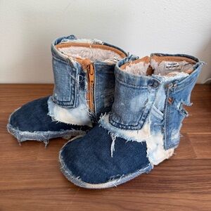 Oshkosh B'gosh Distressed Patchwork Denim Kid Boots size 9M (4-5yr old toddler)